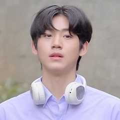 (Almond)Poomsuwan Suwansatit