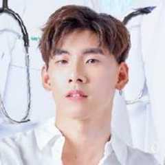(Big)Thanakorn Kuljarassombat