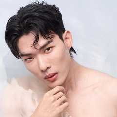 (Boom)Yanapat Wongsrinant