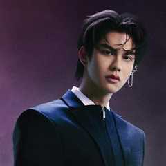 (Bright)Vachirawit Chiva-aree