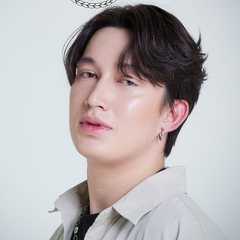 กฤษฎา พลายเเก้ว