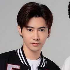 Fong Phakawat Phakasem