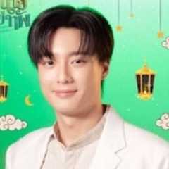 (Franc)Naruth Prateeppavameta