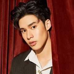 (Peak)Peemapol Panichtamrong