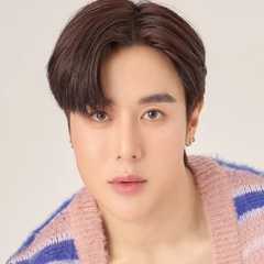 (Arm)Weerayut Chansook