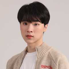 (Oat)Tharathon Phumphothingam