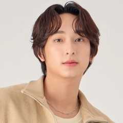 (Chimon)Wachirawit Ruangwiwat