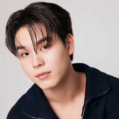 (Ping)Krittanun Aunchananun