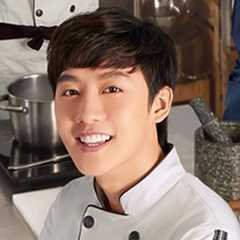 (Mark)Siwat Jumlongkul