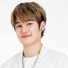 (Nat)Natasitt Uareksit