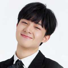 (NuNew)Chawarin Perdpiriyawong 