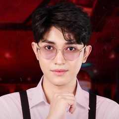 (Petch)Ratana Aiamsaart