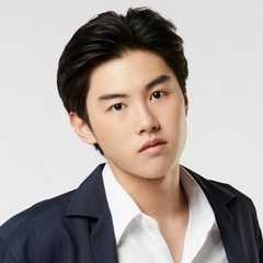 (Prom)Theepakon Kwanboon